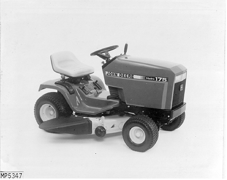 170 Lawn Tractor (with 38-Inch Mower Deck)